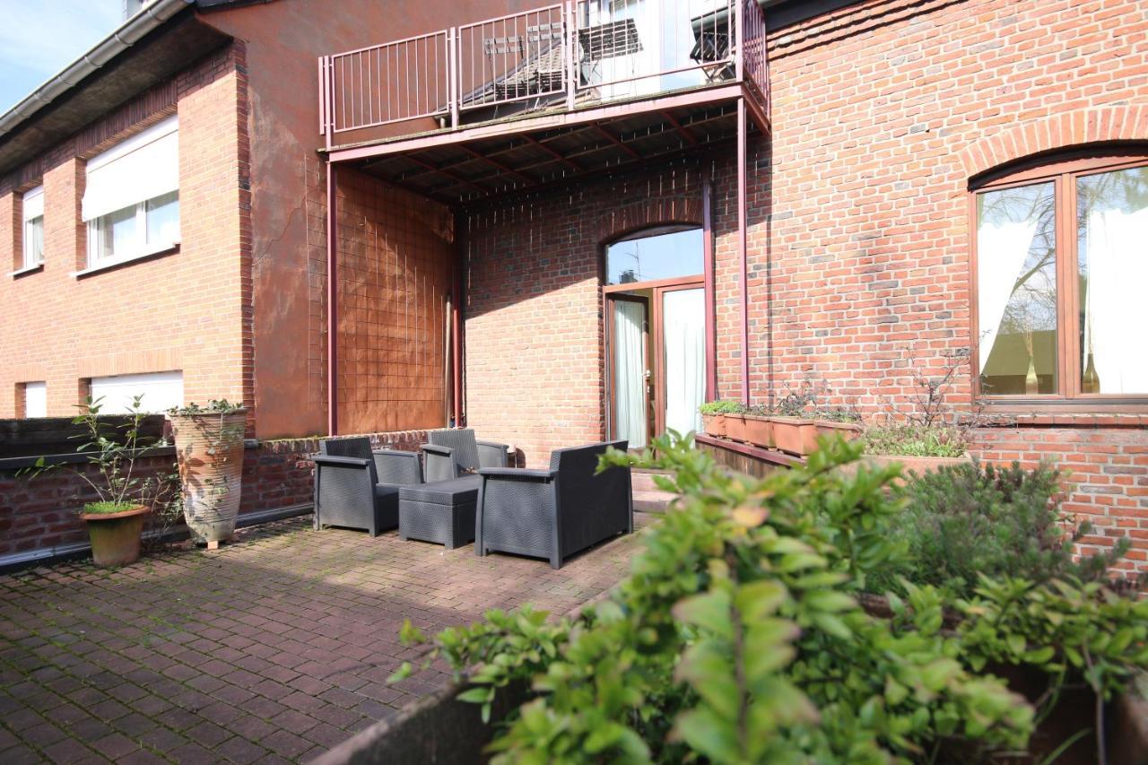 Moderne Studio Apartments Und 4 Zimmer Wohnungen In Oberhausen, Ideal Fuer Geschaeftsreisende Und Monteure Exterior photo