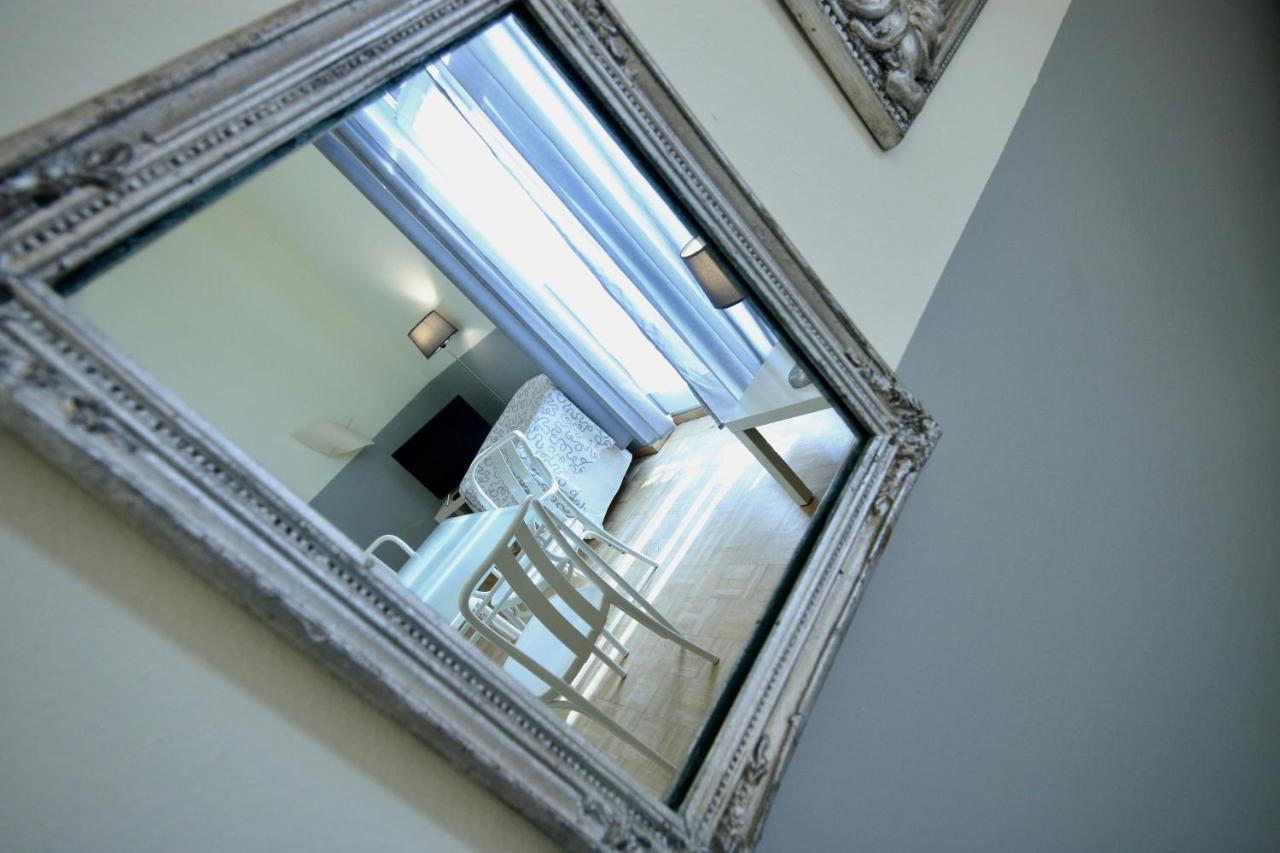 Moderne Studio Apartments Und 4 Zimmer Wohnungen In Oberhausen, Ideal Fuer Geschaeftsreisende Und Monteure Exterior photo