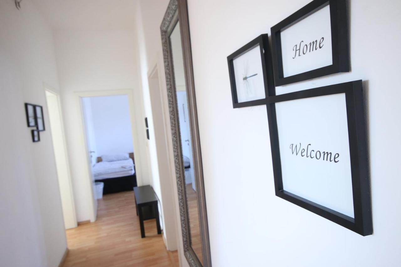 Moderne Studio Apartments Und 4 Zimmer Wohnungen In Oberhausen, Ideal Fuer Geschaeftsreisende Und Monteure Exterior photo
